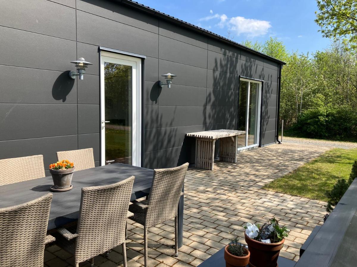 Country Home Hejnsvig Экстерьер фото